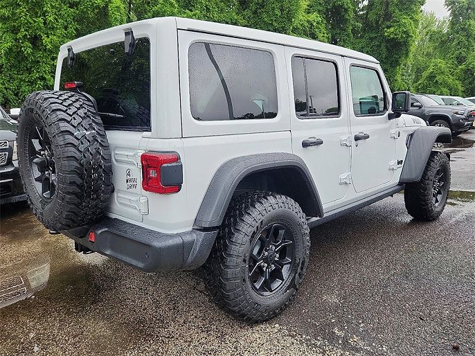 2025 Jeep Wrangler