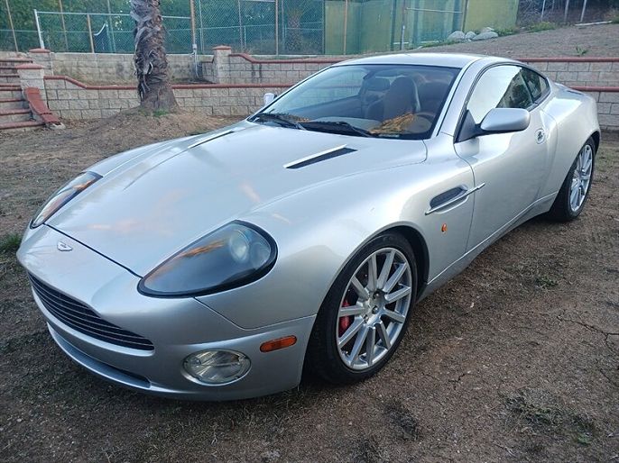 2005 Aston Martin V12 Vanquish