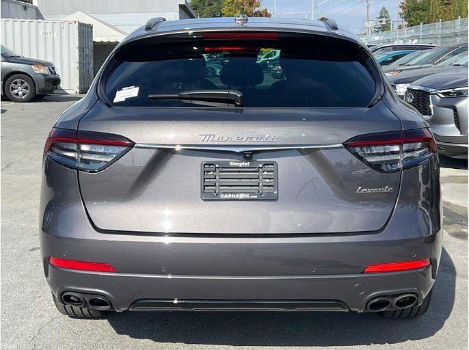 2022 Maserati Levante
