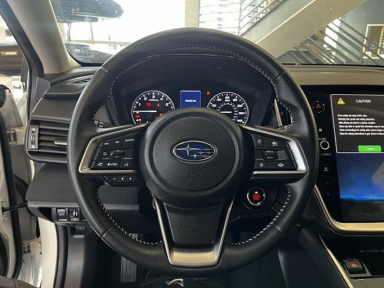 2025 Subaru Outback Premium photo 11