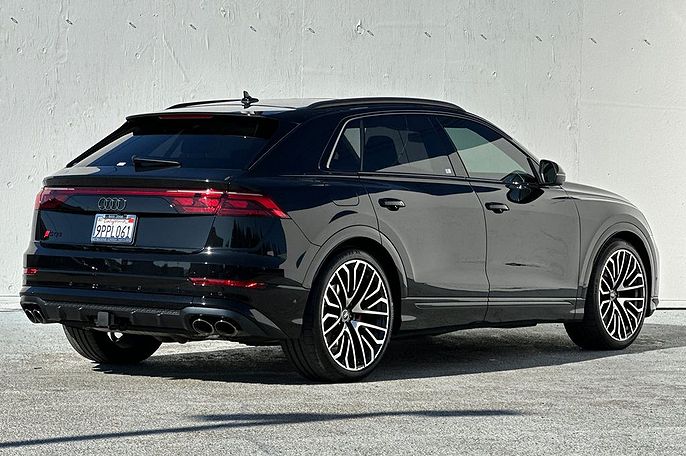 2024 Audi SQ8