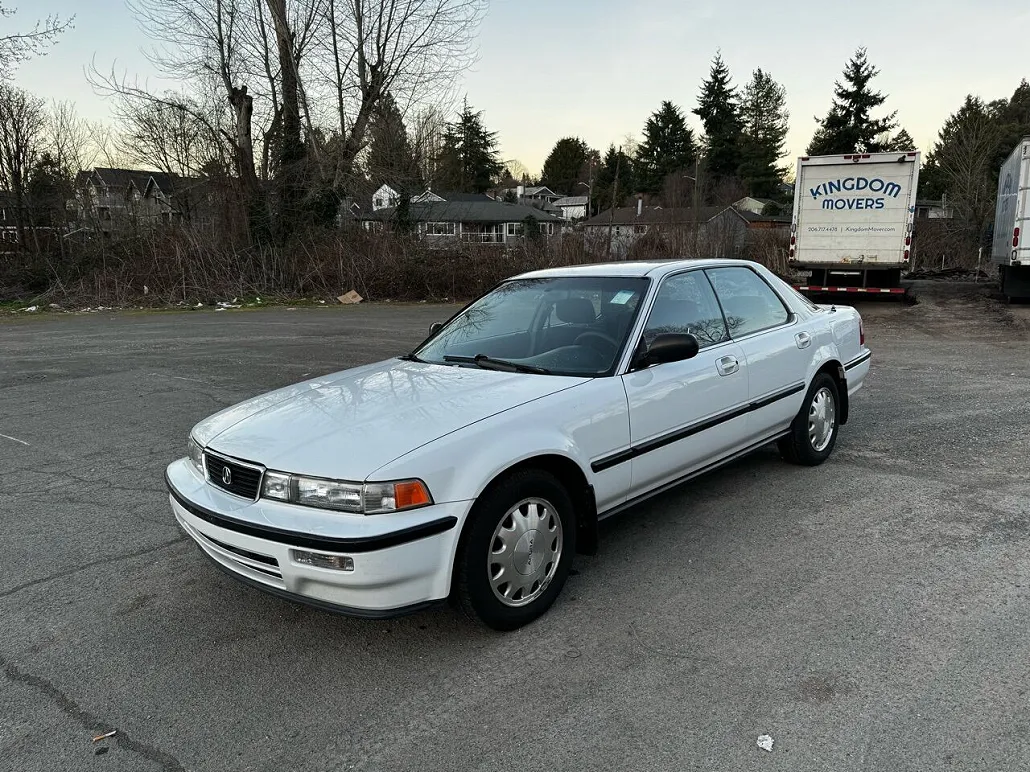 1992 Acura Vigor LS image 0