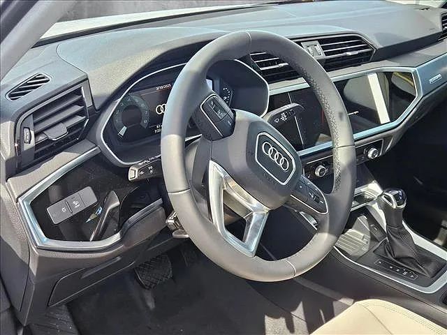 2025 Audi Q3