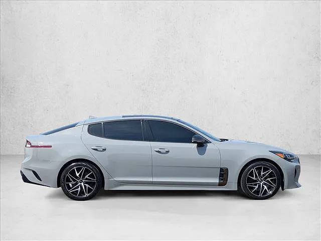 2022 Kia Stinger