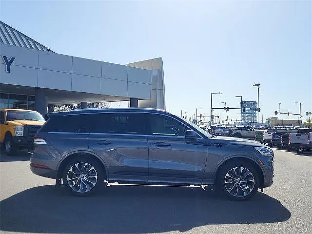 2023 Lincoln Aviator