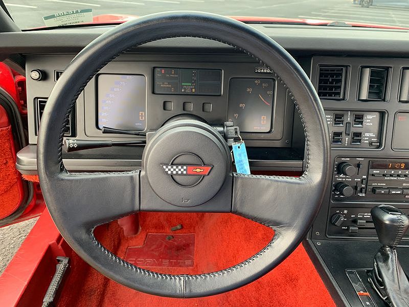 1984 Chevrolet Corvette null image 26
