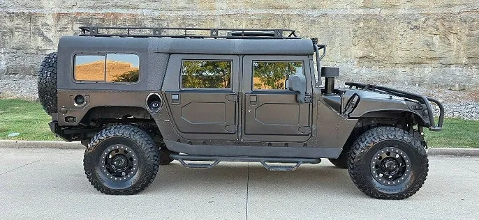 1998 AM General Hummer