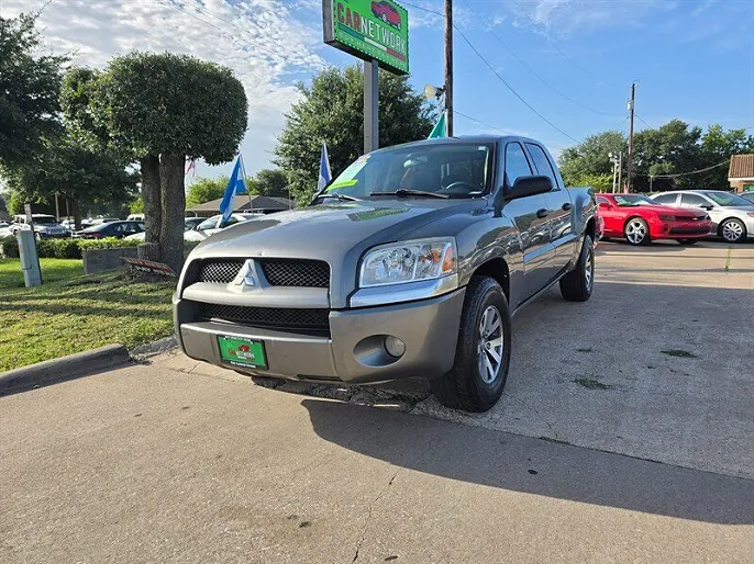 2008 Mitsubishi Raider