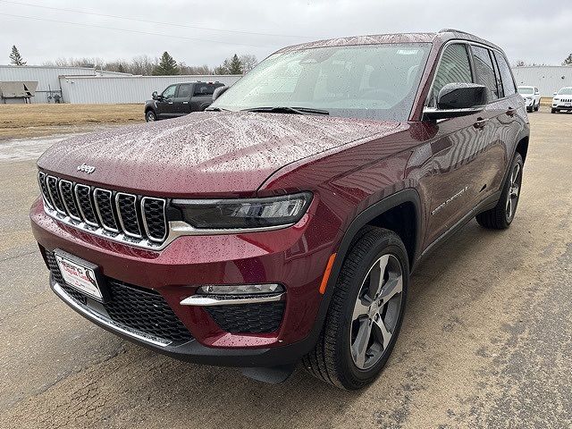 2025 Jeep Grand Cherokee
