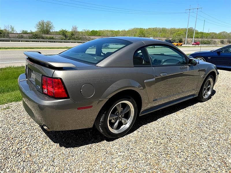 2002 Ford Mustang GT image 3
