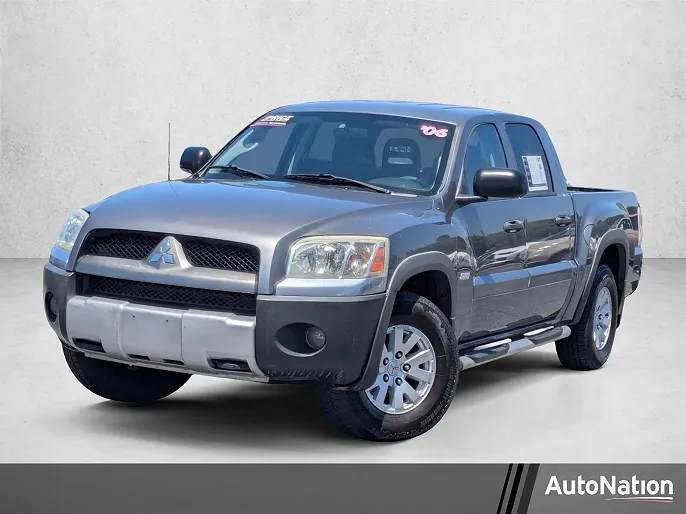 2006 Mitsubishi Raider