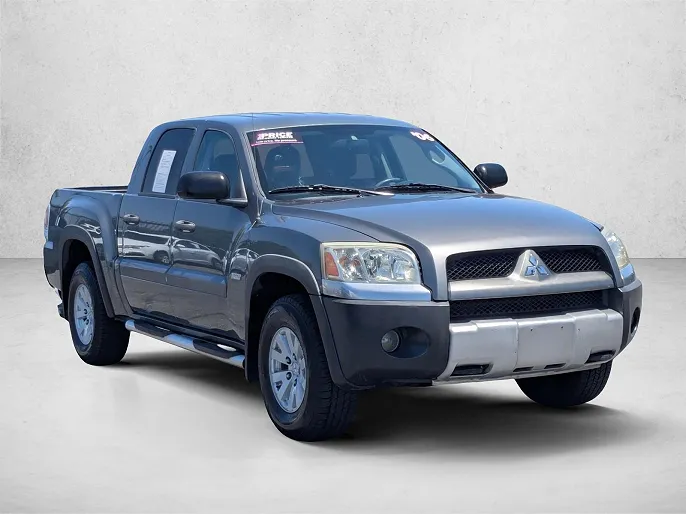 2006 Mitsubishi Raider