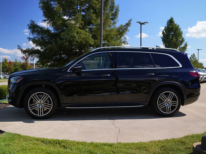 2026 Mercedes-Benz GLS