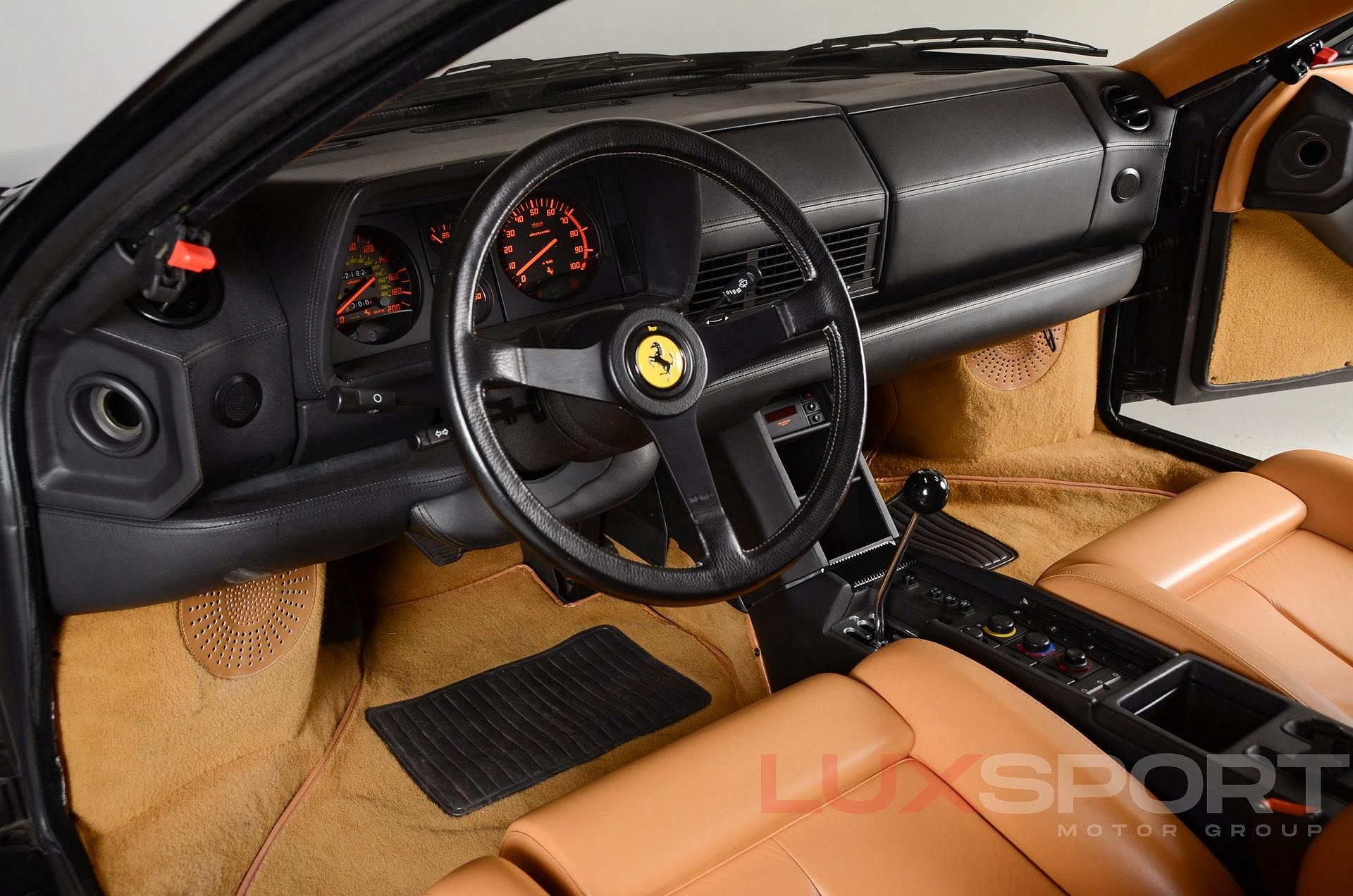 1991 Ferrari Testarossa null image 29