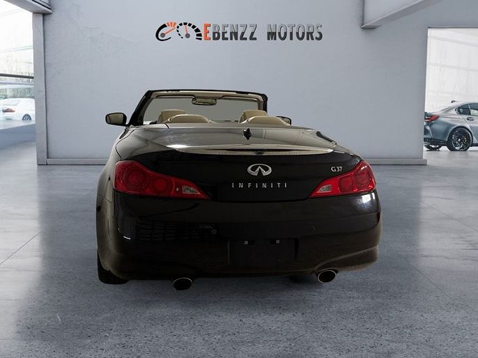 2010 Infiniti G37