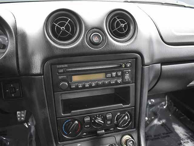 1999 Mazda Miata null image 15