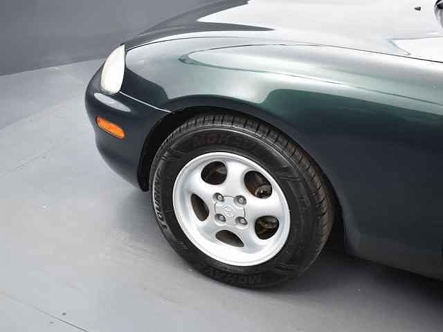 1999 Mazda Miata null image 18