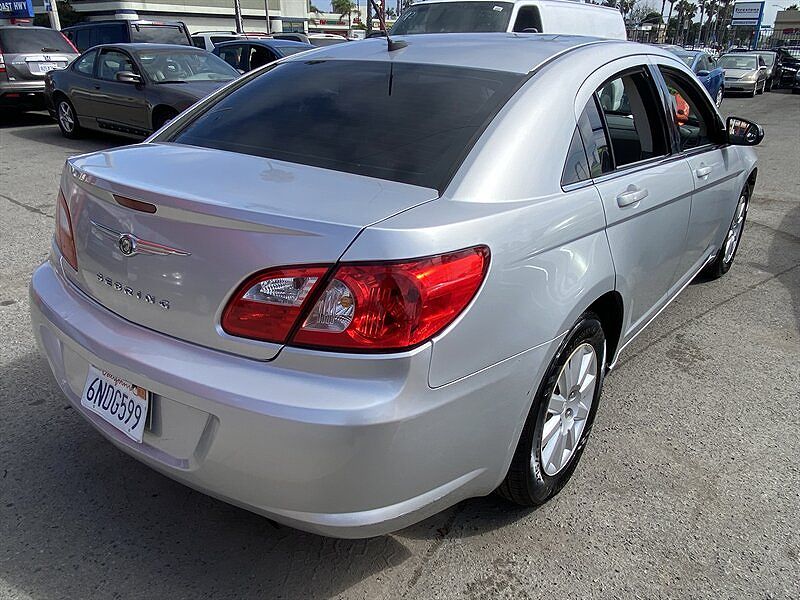 2008 Chrysler Sebring LX image 10