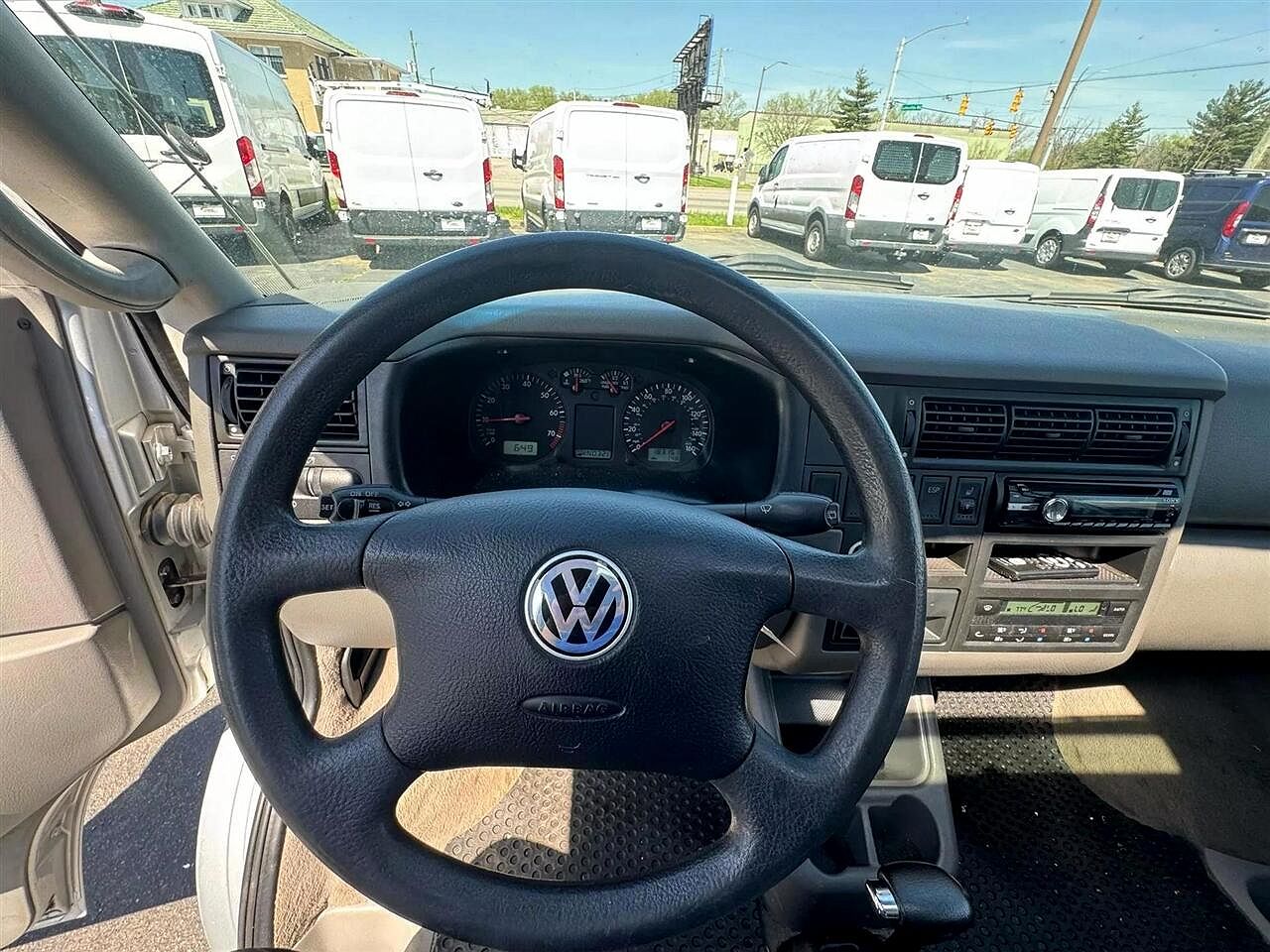 2003 Volkswagen Eurovan GLS image 19