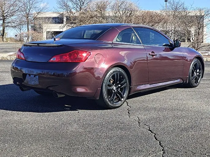 2010 Infiniti G37