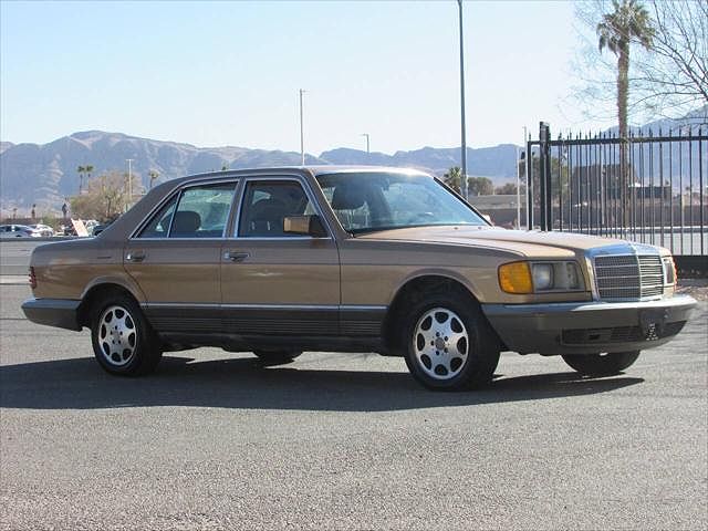 1984 Mercedes-Benz 300