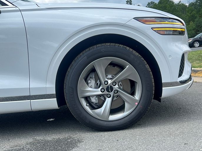2026 Genesis GV70