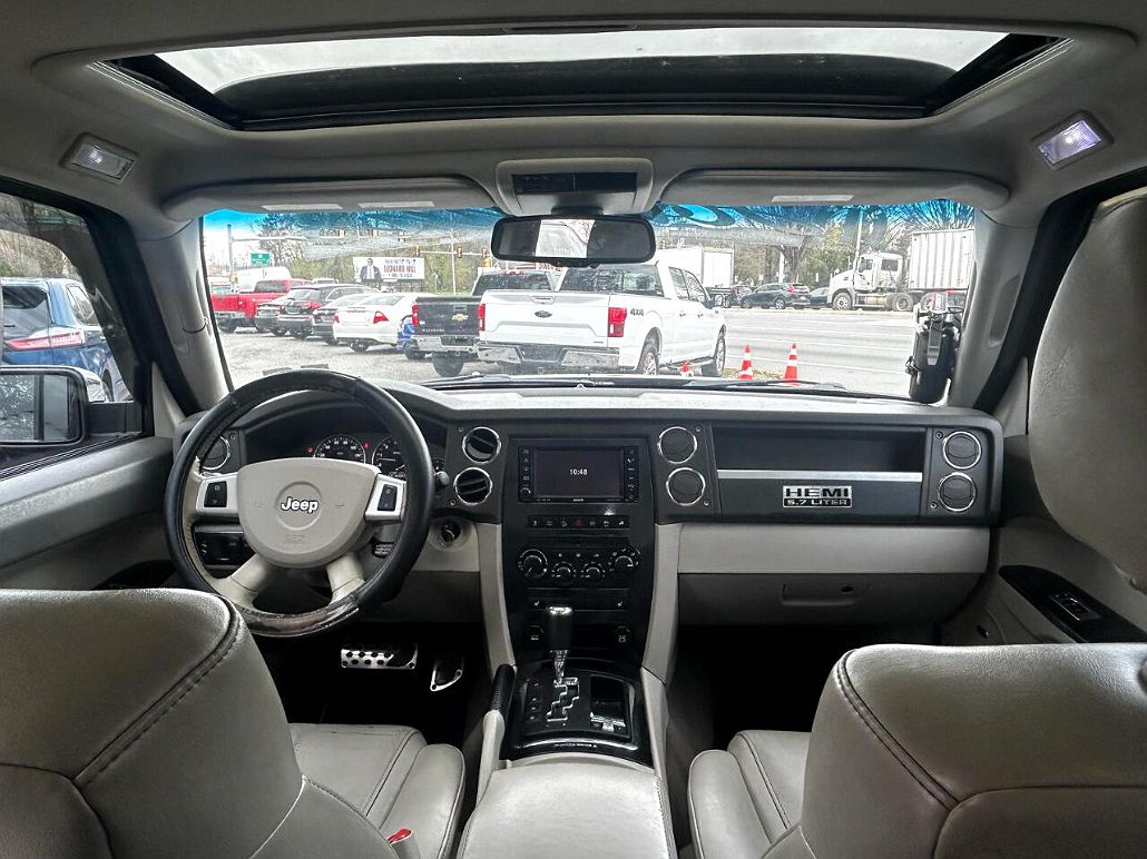 2010 Jeep Commander Limited Edition image 5