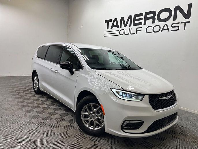 2025 Chrysler Pacifica