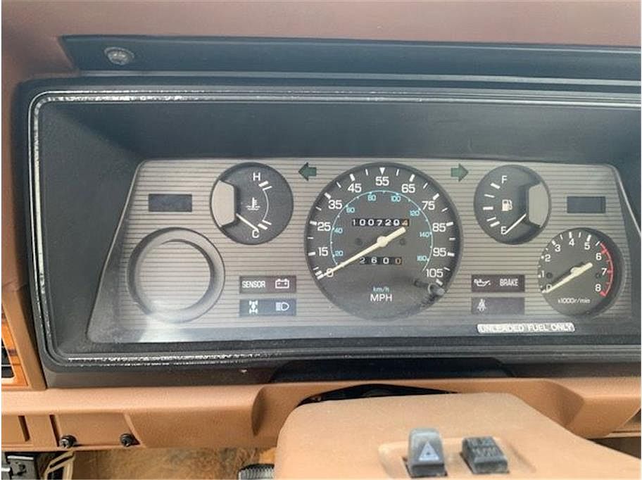 1985 Nissan 720 null image 11