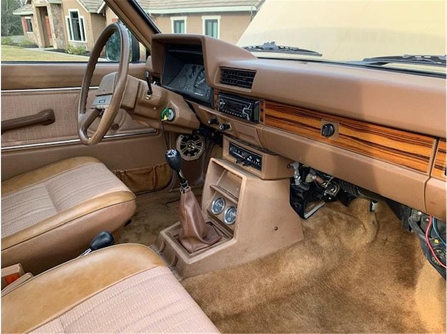 1985 Nissan 720 null image 16