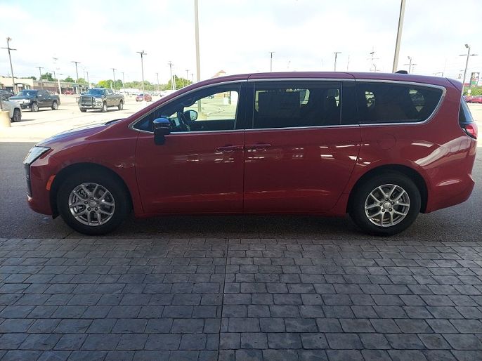 2027 Chrysler Pacifica