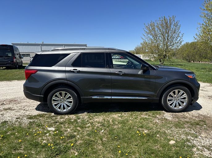 2020 Ford Explorer