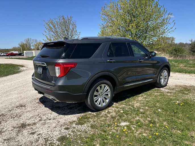 2020 Ford Explorer