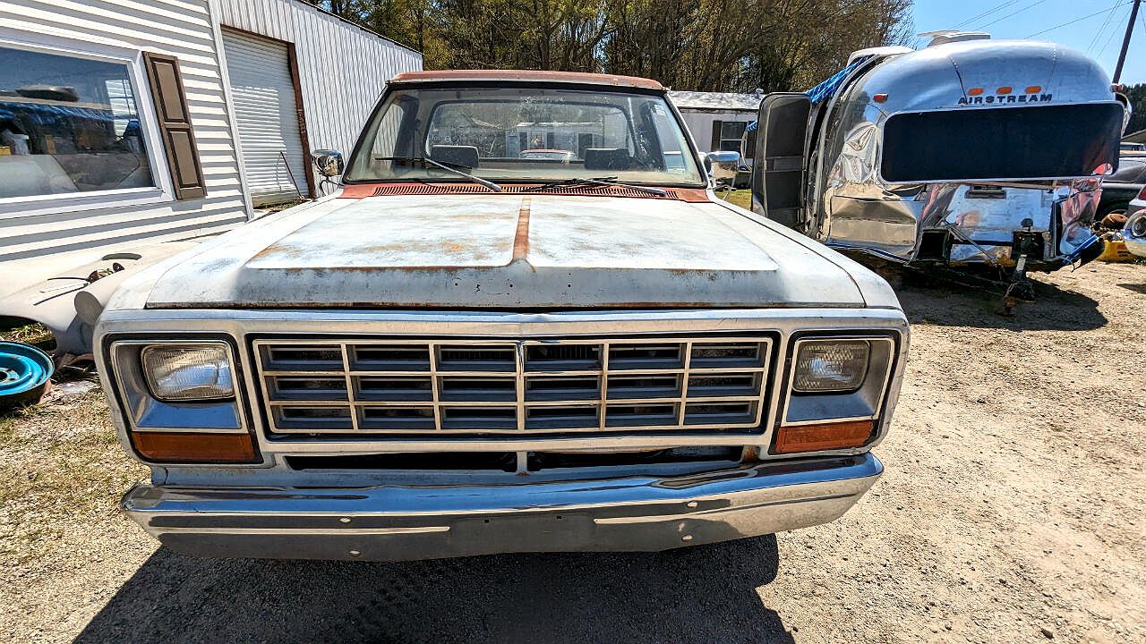 1981 Dodge Ram 150 null image 1