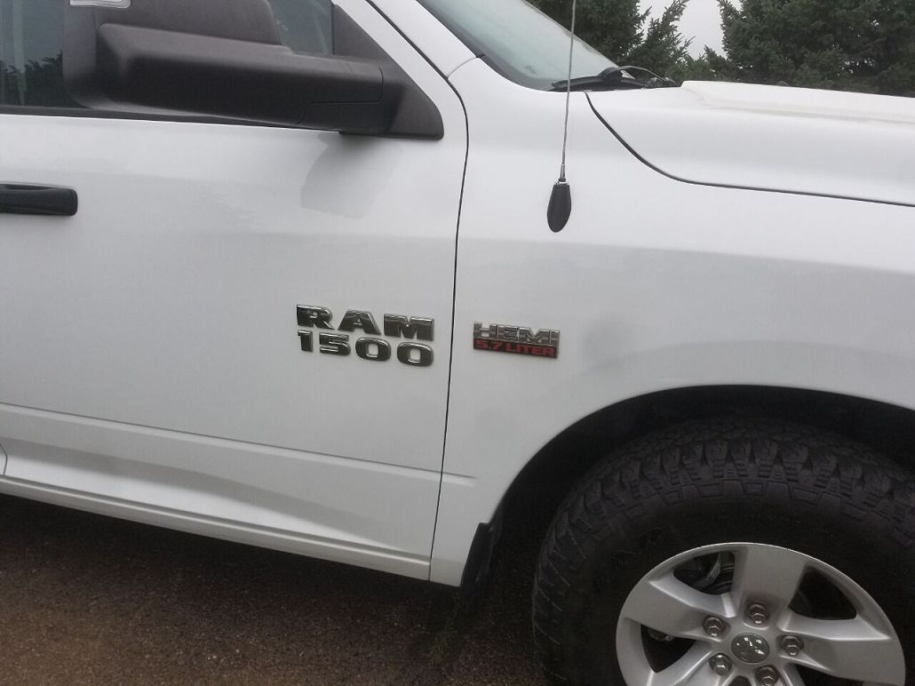 2016 Ram 1500 ST image 2