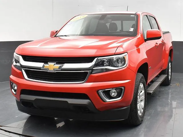 2019 Chevrolet Colorado LT image 3