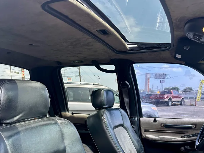 2002 Lincoln Blackwood