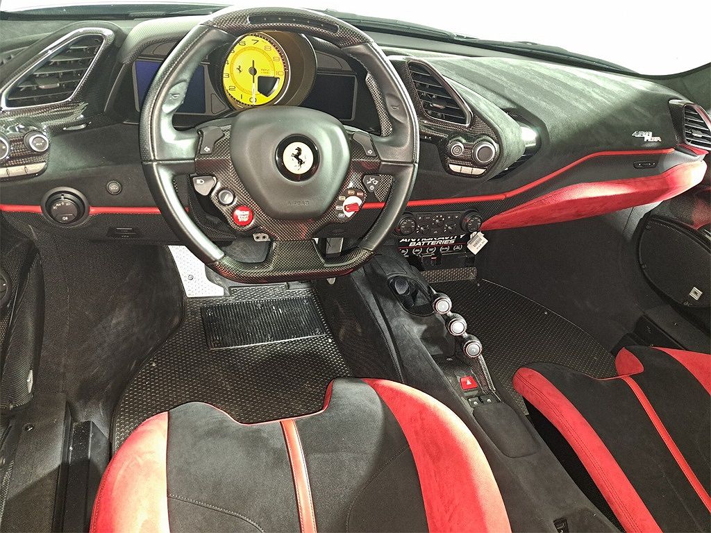 2019 Ferrari 488 Pista image 3