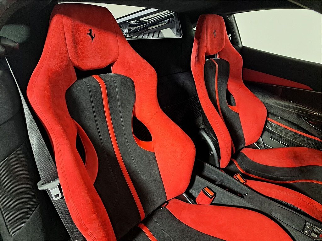 2019 Ferrari 488 Pista image 4