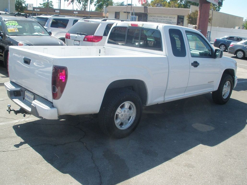 2004 Chevrolet Colorado LS image 3