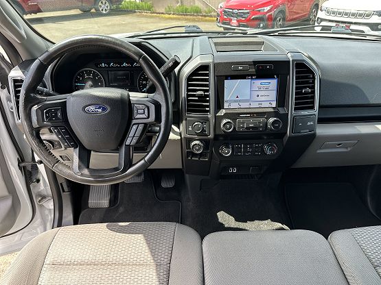 2019 Ford F-150 XLT photo 2
