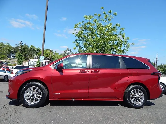 2021 Toyota Sienna