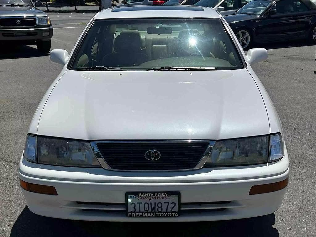 1997 Toyota Avalon XL image 7