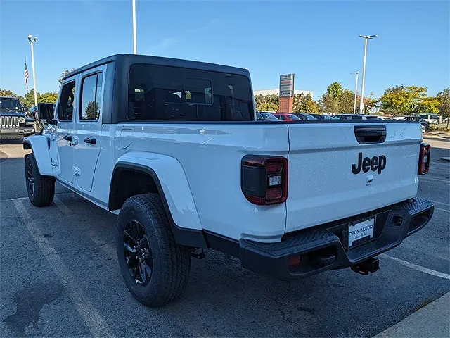 2023 Jeep Gladiator Sport image 4