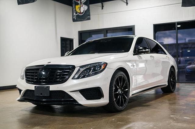 2017 Mercedes-Benz S-Class AMG S 63 image 0