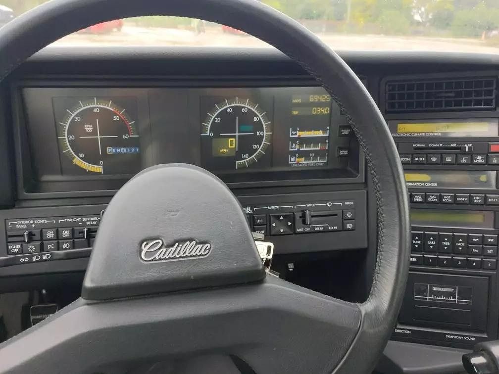 1989 Cadillac Allante null image 12
