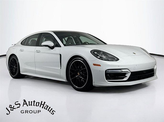 2023 Porsche Panamera