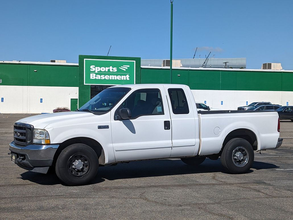 2003 Ford F-250 null image 2