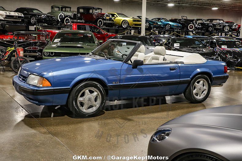 1989 Ford Mustang LX image 21