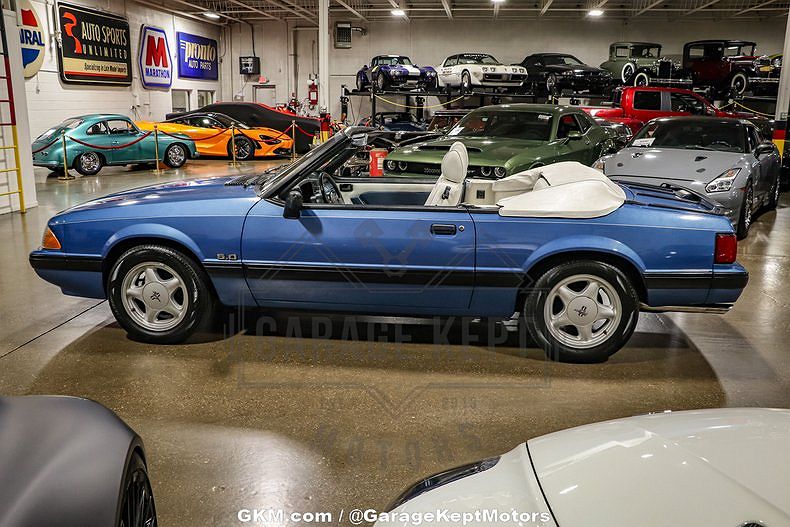 1989 Ford Mustang LX image 23